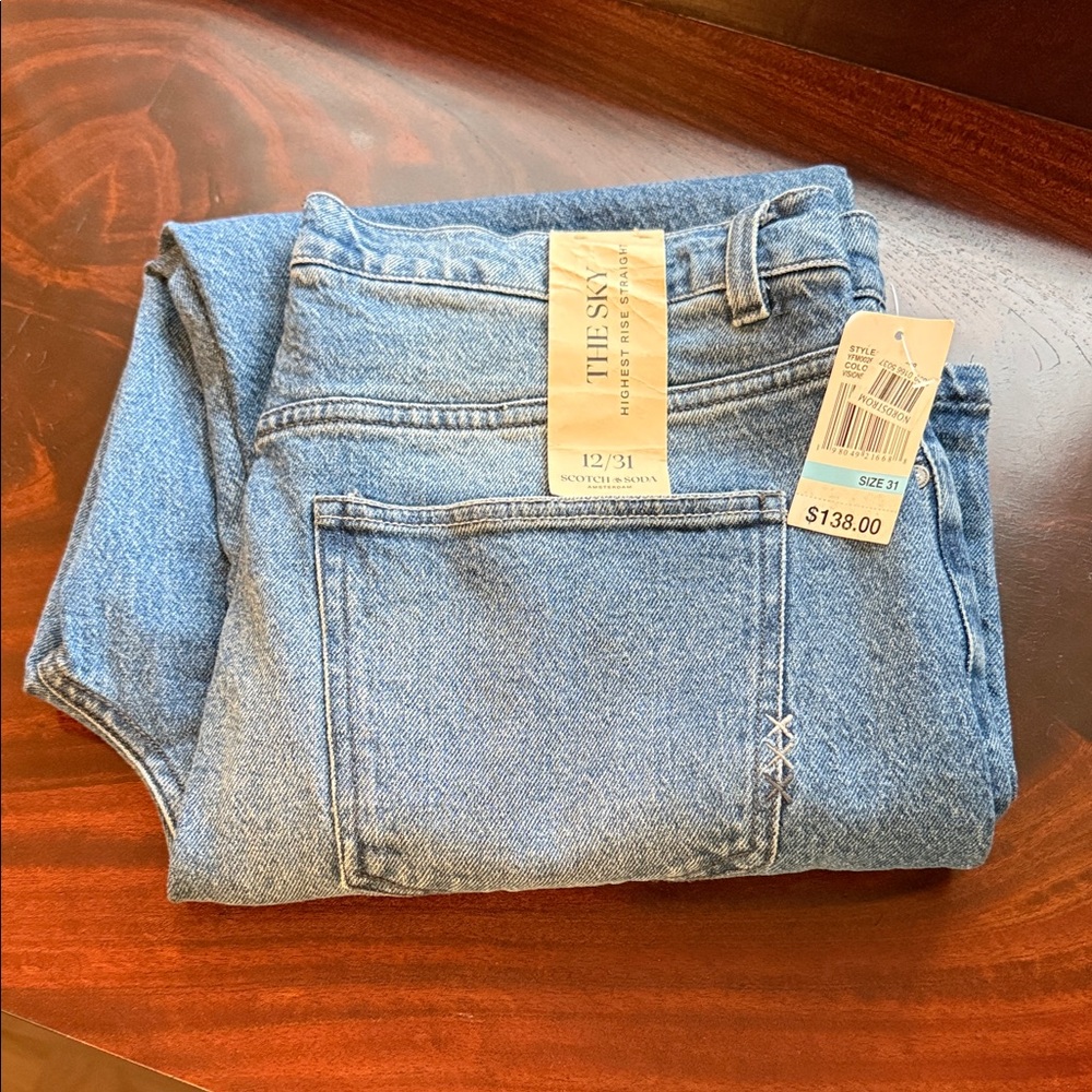Scotch and Soda Highest Rise Straight Leg denim jeans- NEW